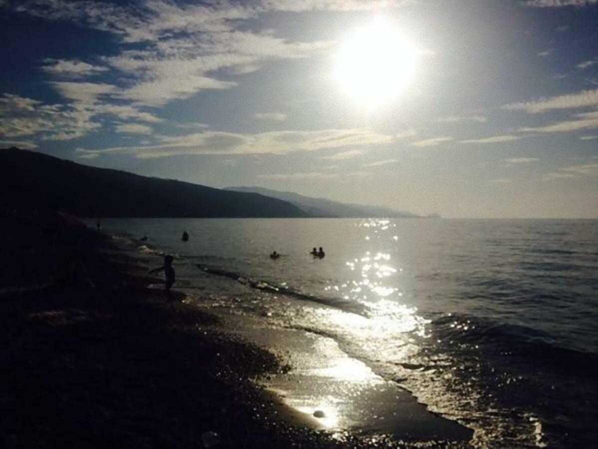 Casa Vacanze Camastra Santo Stefano di Camastra Εξωτερικό φωτογραφία